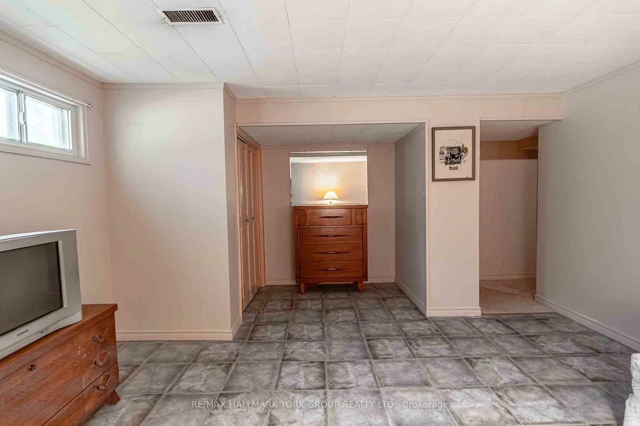 51, Eringate, Eringate-Centennial-West Deane, Toronto