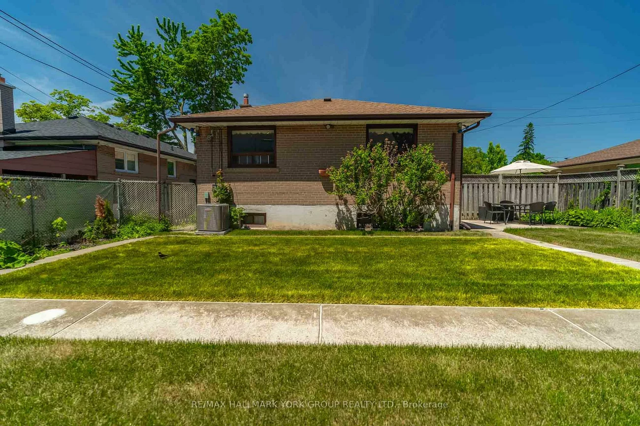 51, Eringate, Eringate-Centennial-West Deane, Toronto