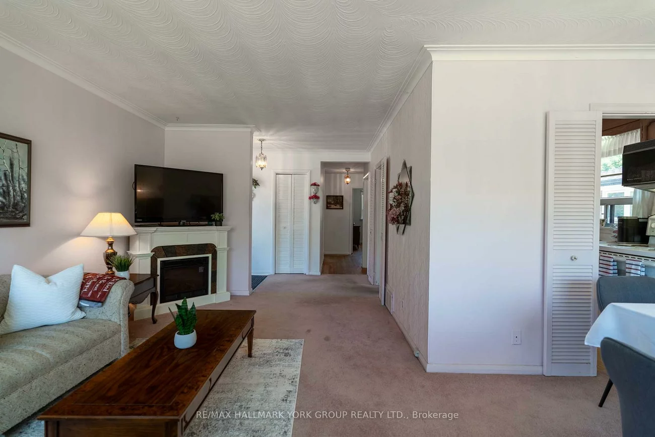 51, Eringate, Eringate-Centennial-West Deane, Toronto