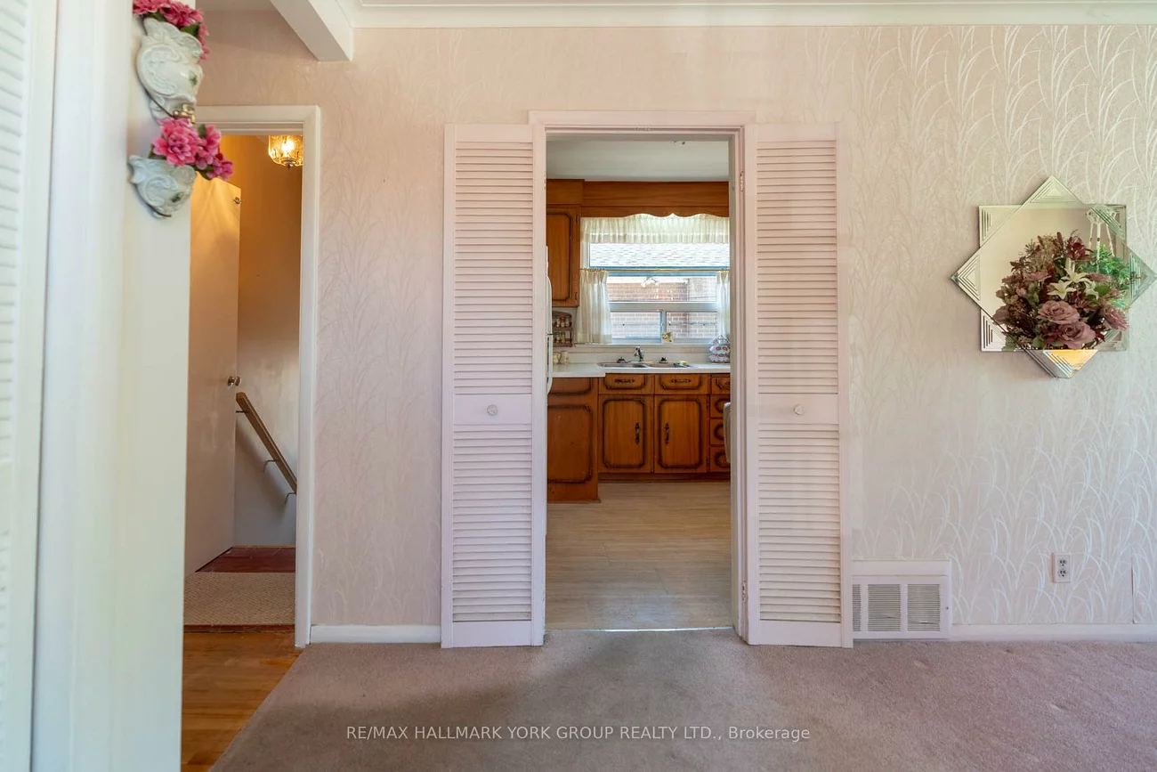 51, Eringate, Eringate-Centennial-West Deane, Toronto