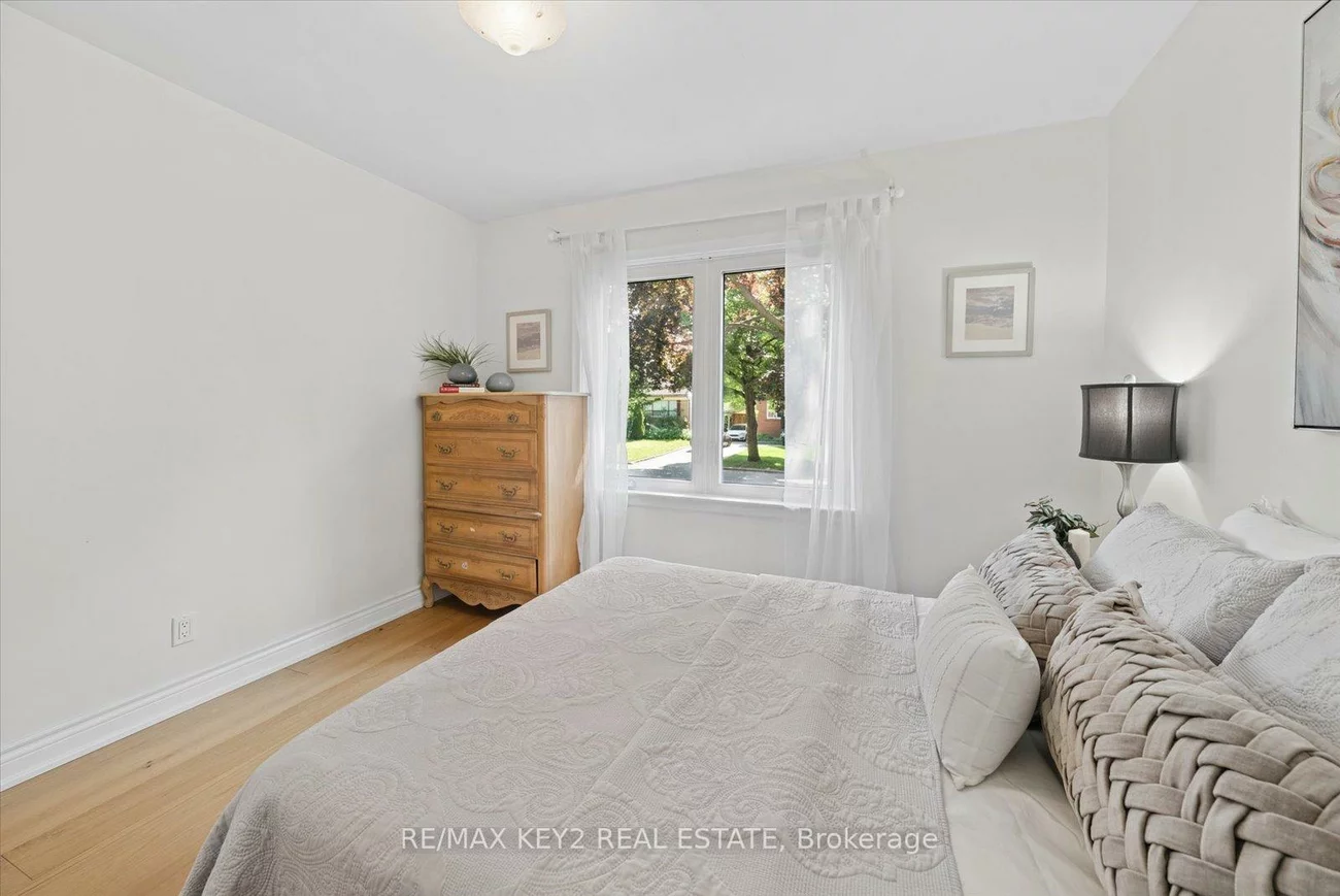 18, Jodphur, Humberlea-Pelmo Park W5, Toronto