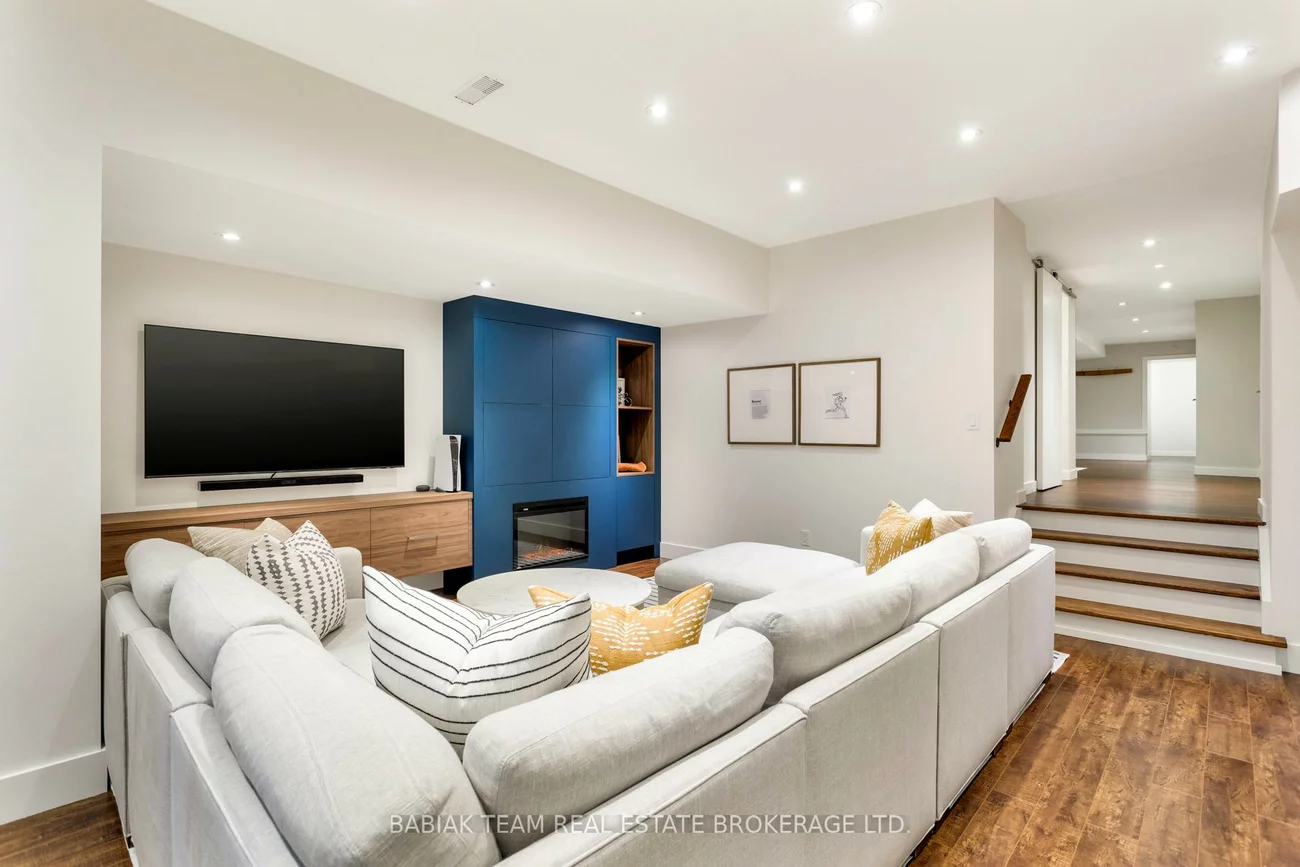 311, Armadale, Runnymede-Bloor West Village, Toronto