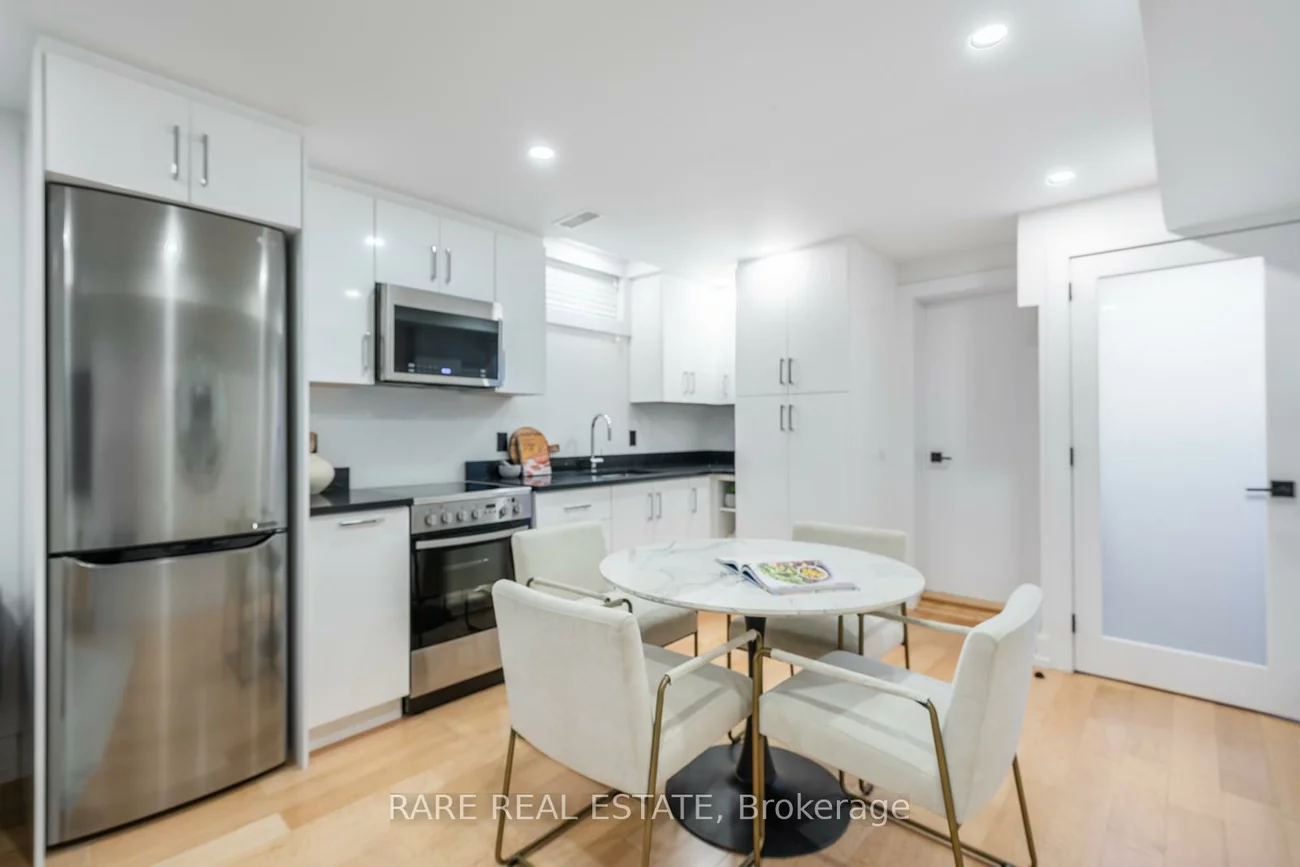 118, Mackay, Corso Italia-Davenport, Toronto