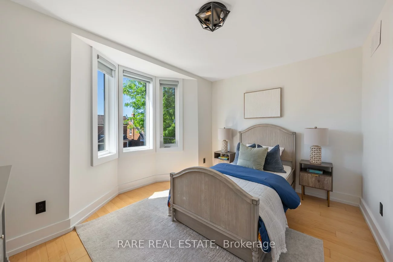 118, Mackay, Corso Italia-Davenport, Toronto