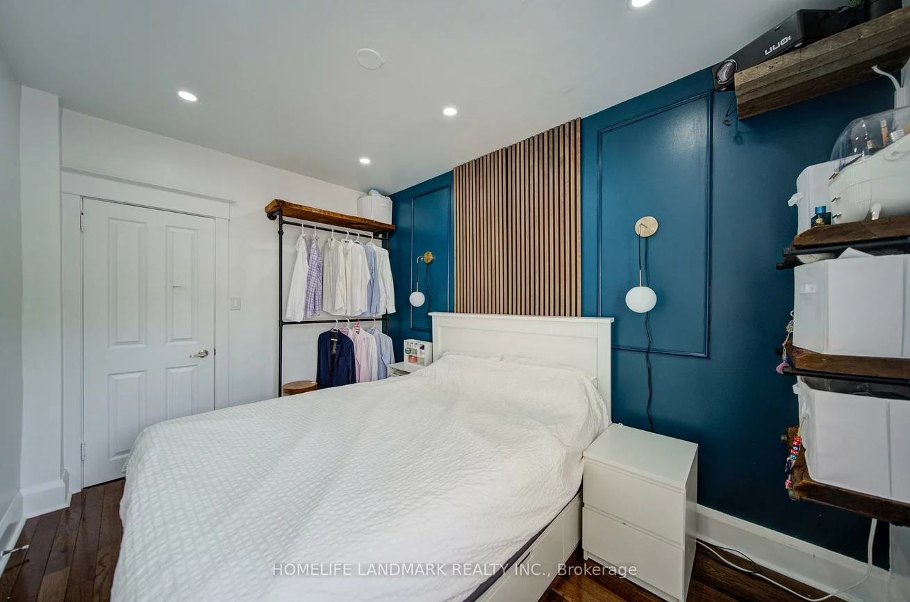 237, Belgravia, Briar Hill-Belgravia, Toronto