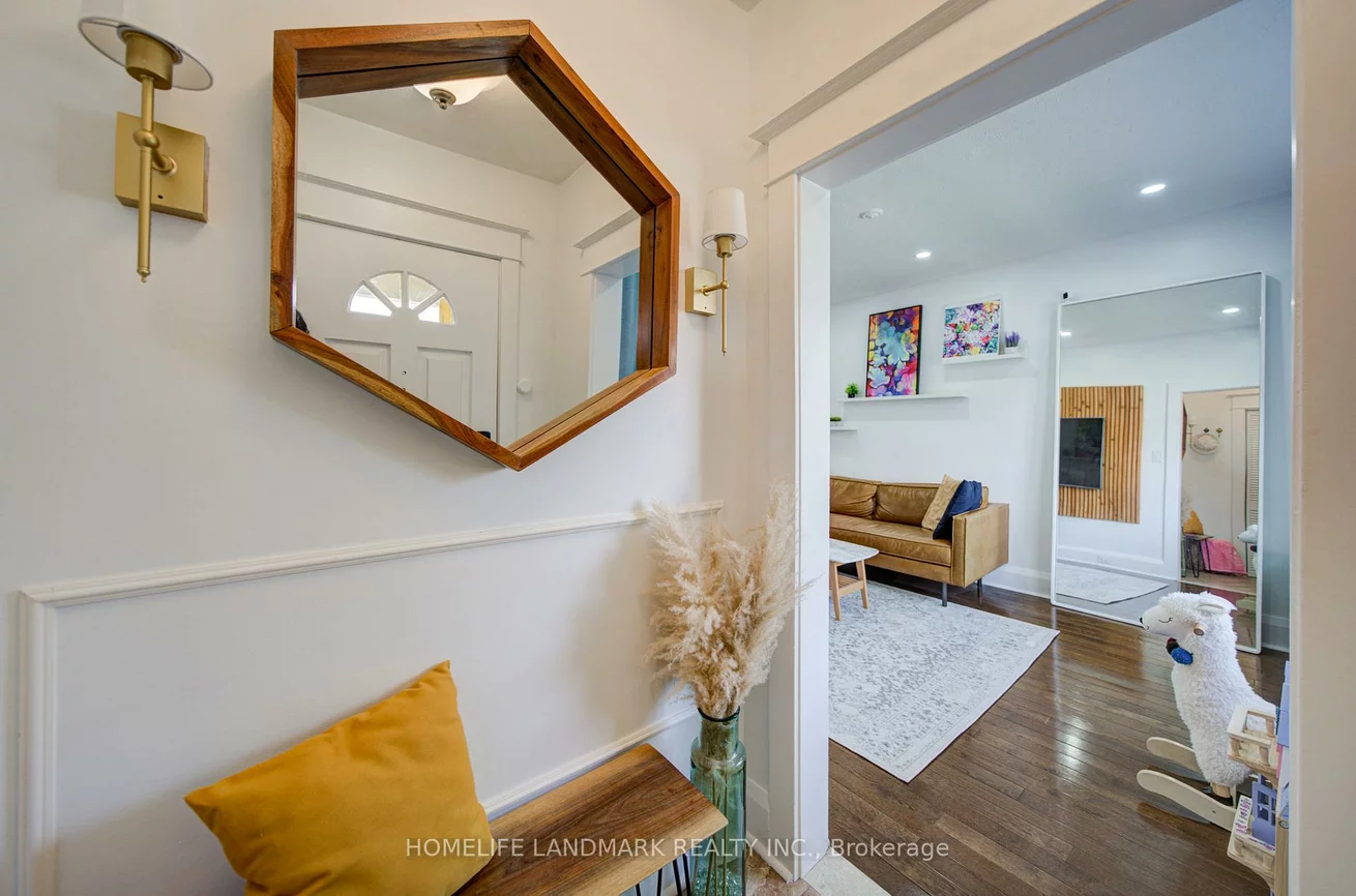 237, Belgravia, Briar Hill-Belgravia, Toronto