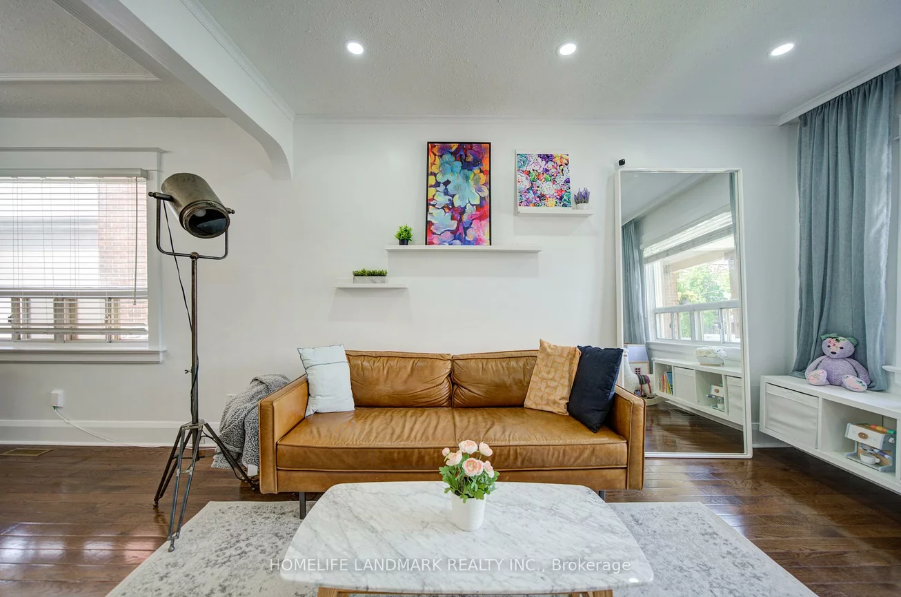 237, Belgravia, Briar Hill-Belgravia, Toronto