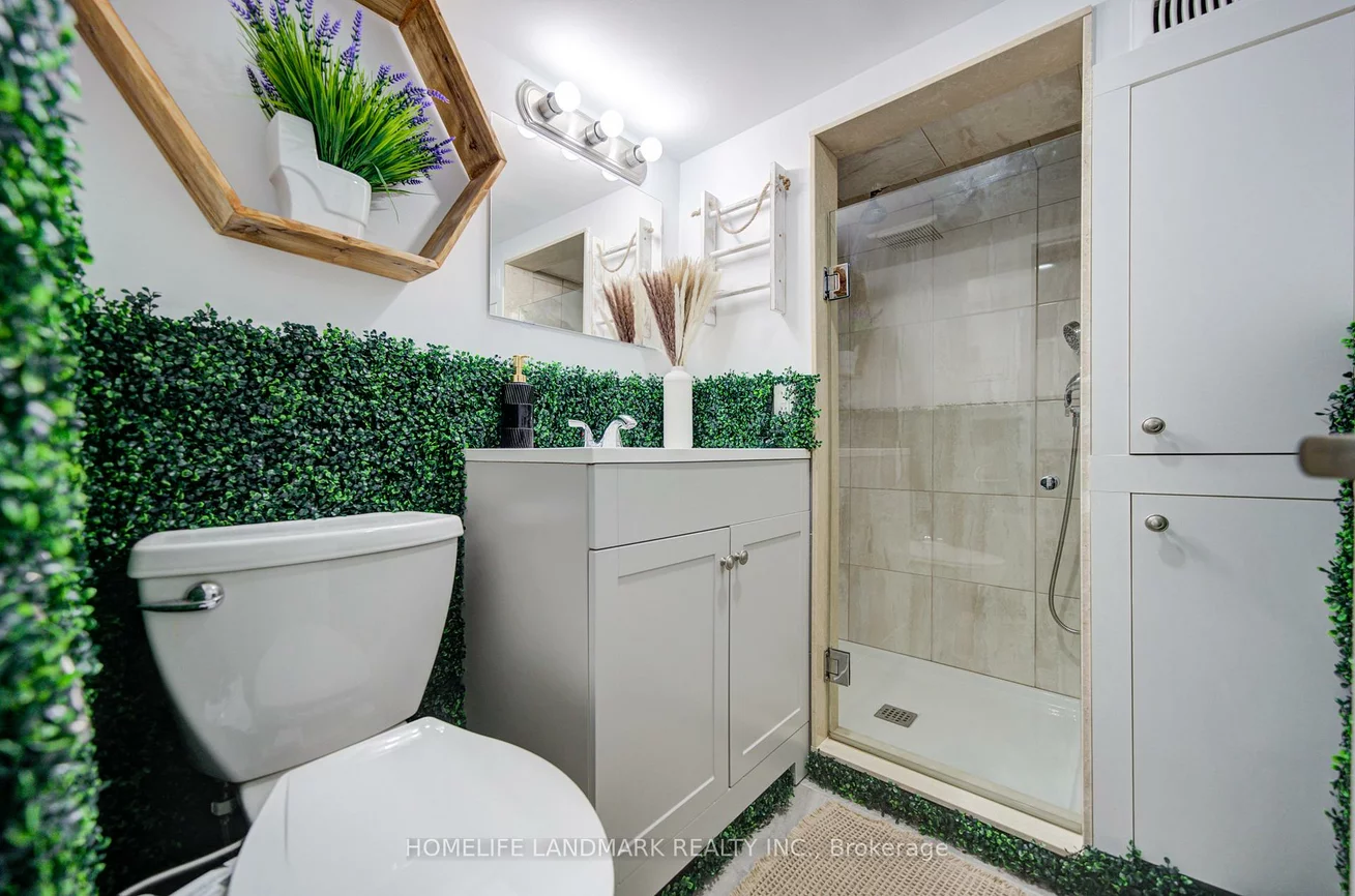 237, Belgravia, Briar Hill-Belgravia, Toronto
