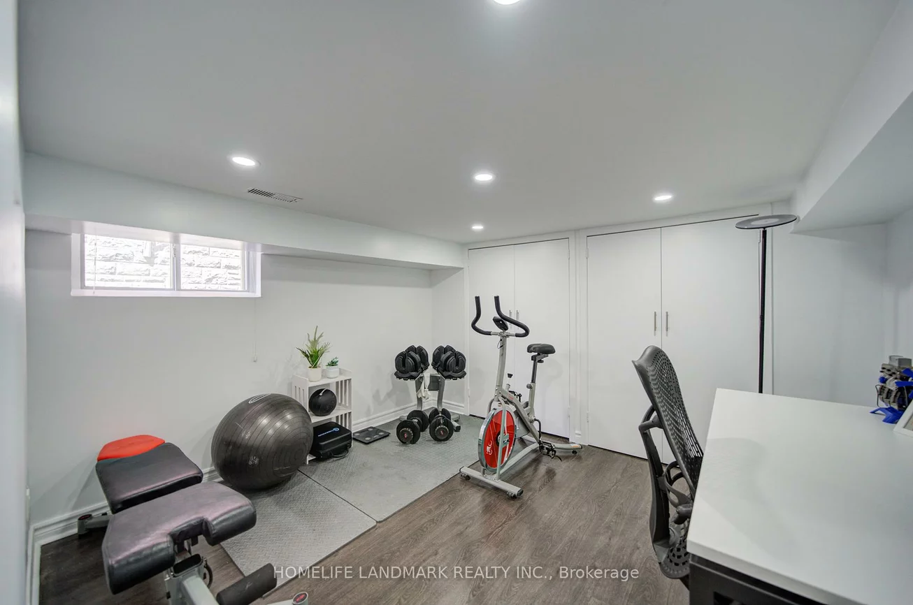 237, Belgravia, Briar Hill-Belgravia, Toronto