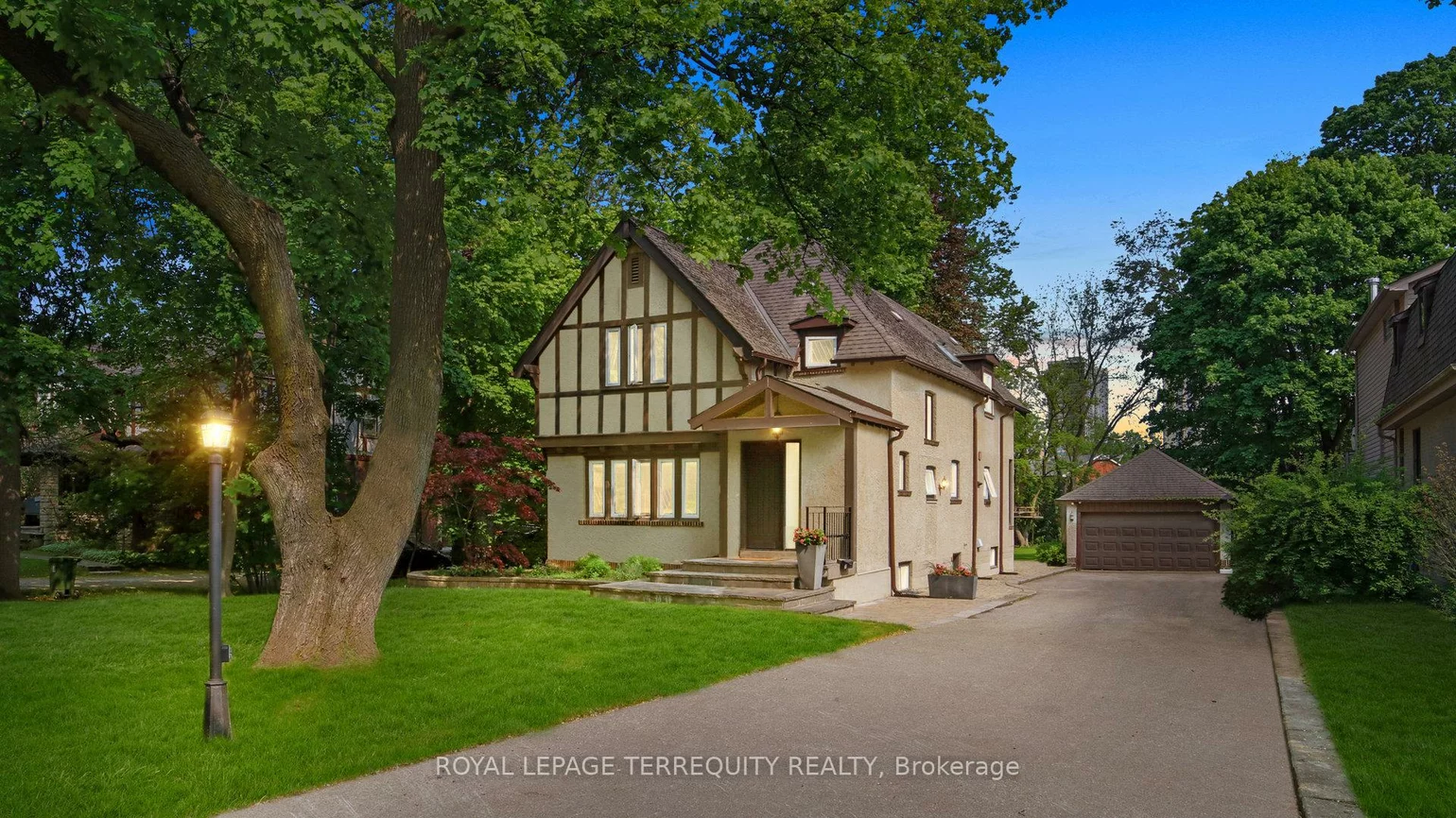 65, Burnhamthorpe, Islington-City Centre West, Toronto