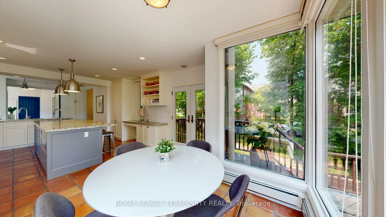 65, Burnhamthorpe, Islington-City Centre West, Toronto