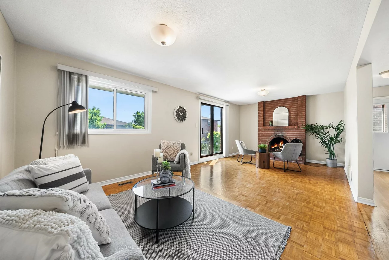 34, John Lindsay, Glenfield-Jane Heights, Toronto
