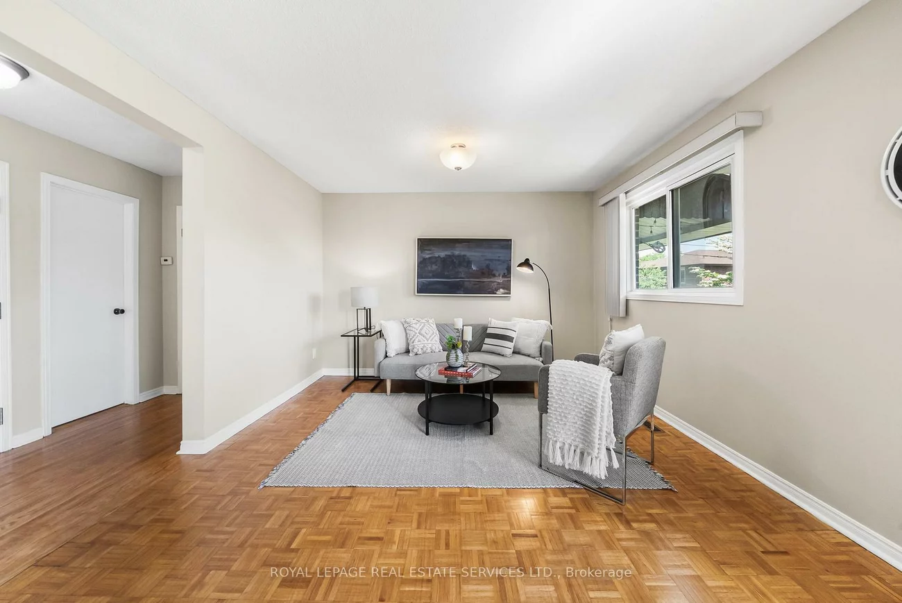 34, John Lindsay, Glenfield-Jane Heights, Toronto