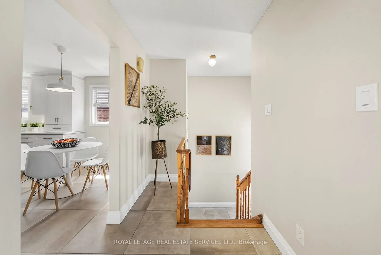 34, John Lindsay, Glenfield-Jane Heights, Toronto