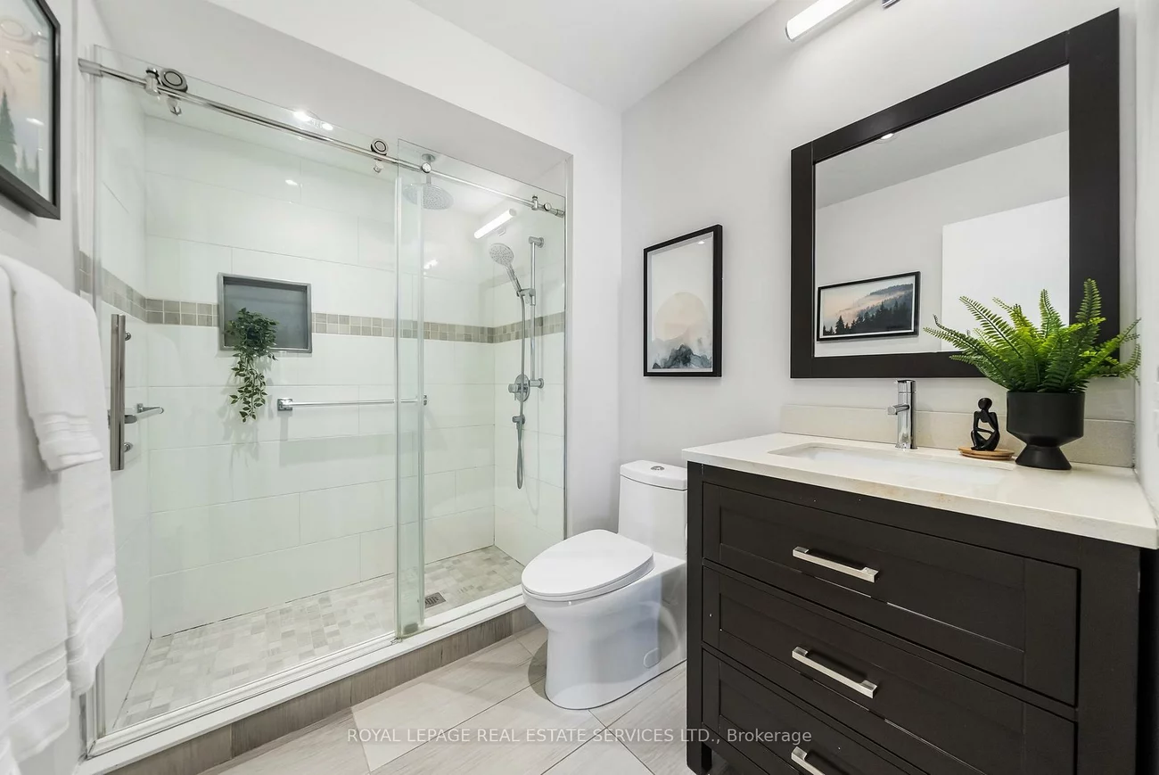 34, John Lindsay, Glenfield-Jane Heights, Toronto