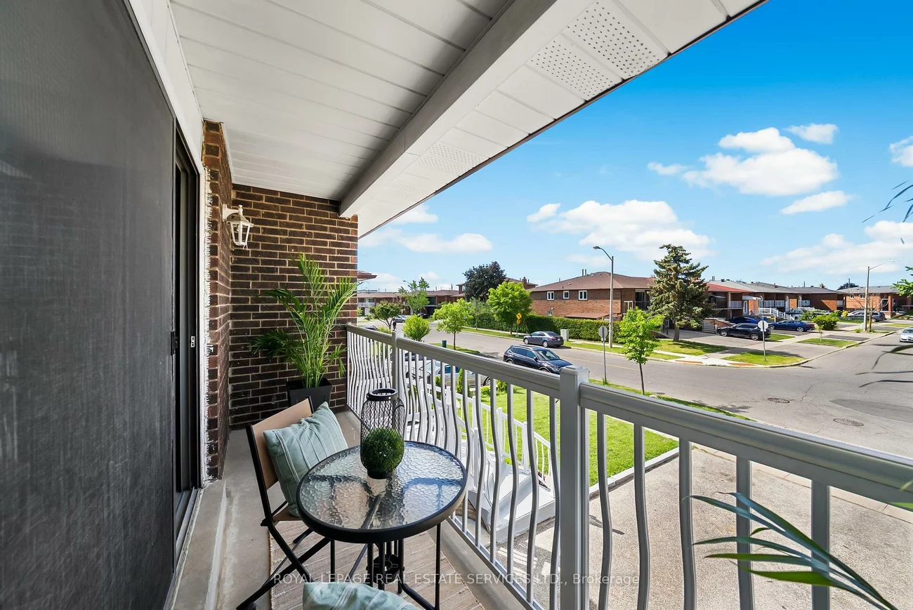 34, John Lindsay, Glenfield-Jane Heights, Toronto