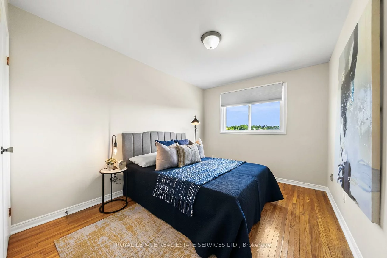 34, John Lindsay, Glenfield-Jane Heights, Toronto
