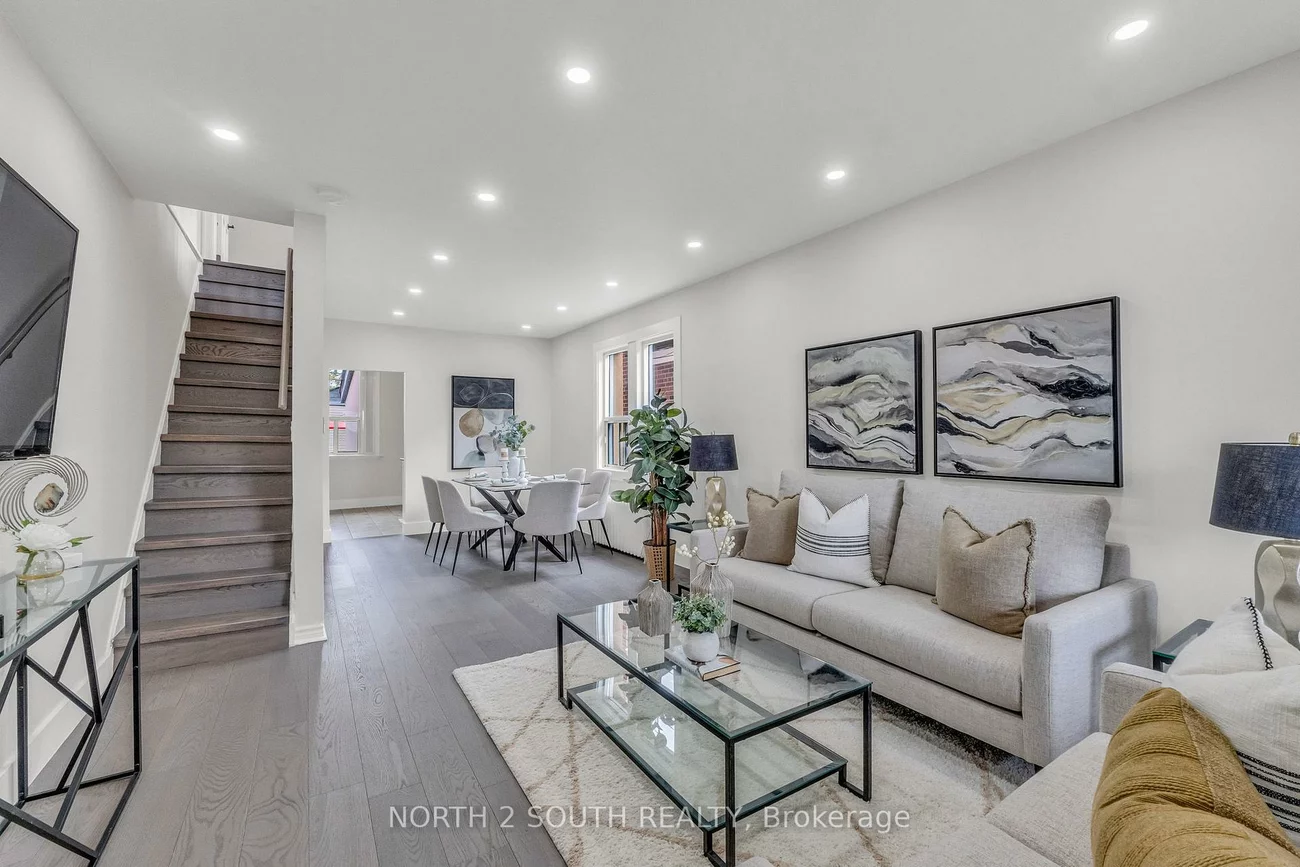 28, Teignmouth, Caledonia-Fairbank, Toronto