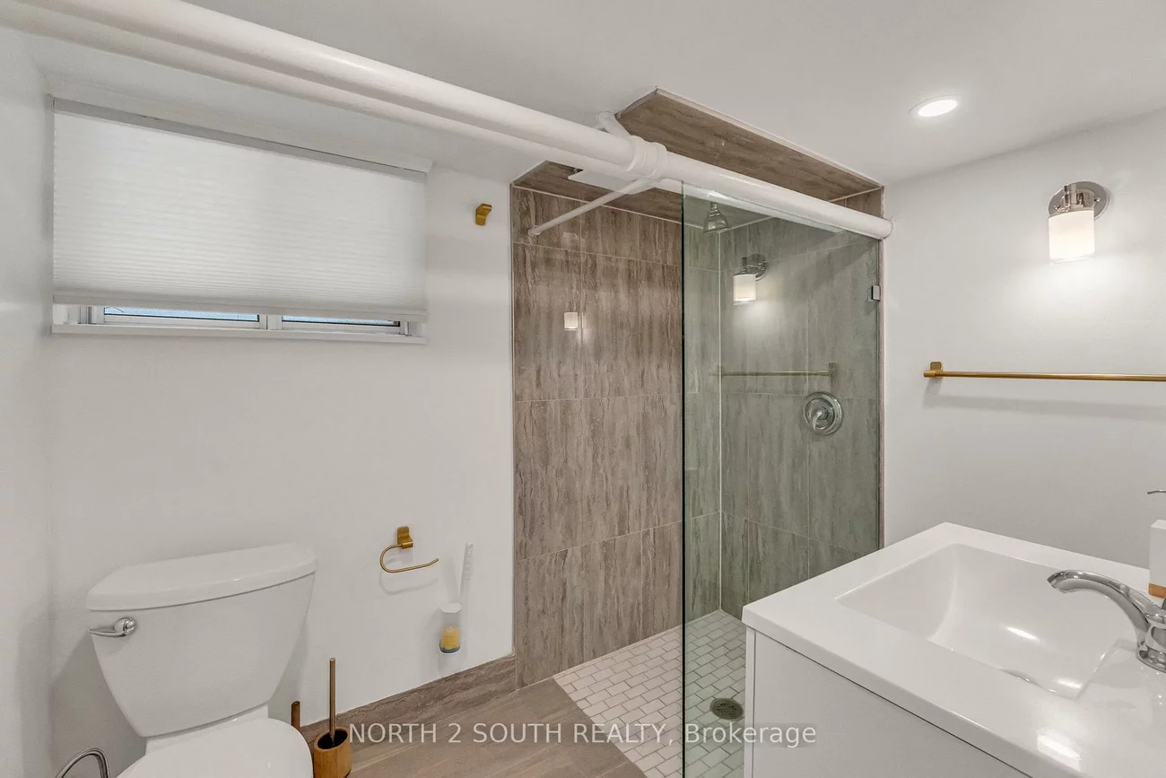 28, Teignmouth, Caledonia-Fairbank, Toronto