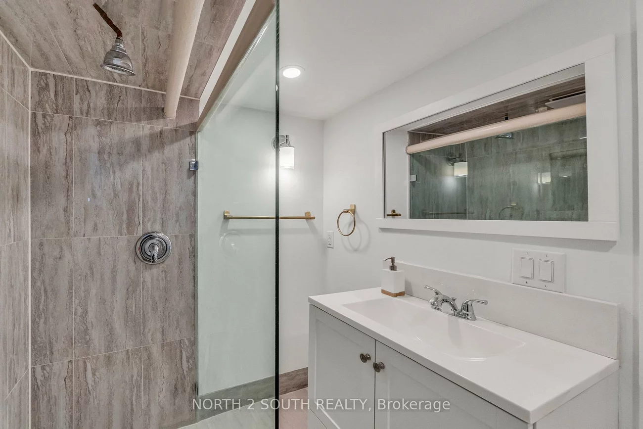 28, Teignmouth, Caledonia-Fairbank, Toronto