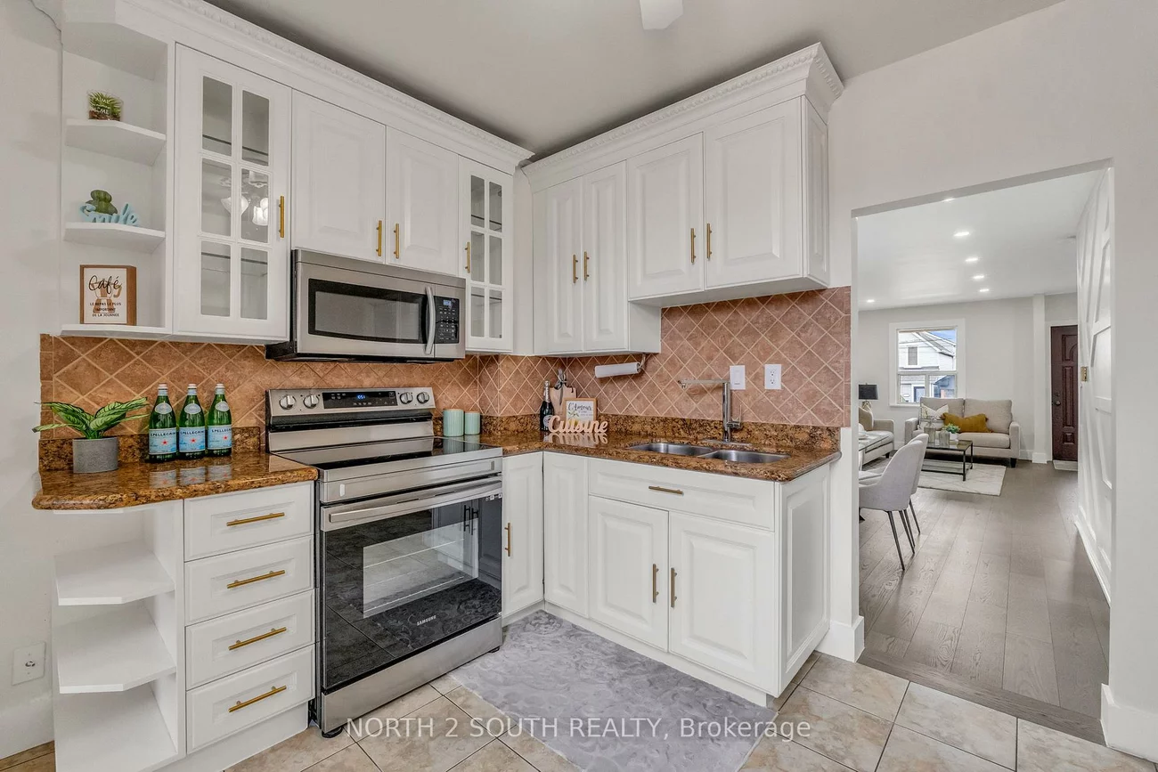 28, Teignmouth, Caledonia-Fairbank, Toronto