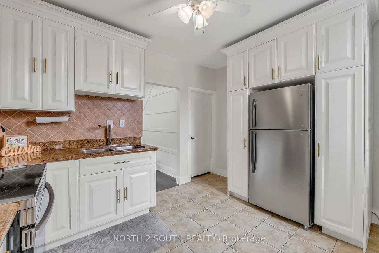 28, Teignmouth, Caledonia-Fairbank, Toronto