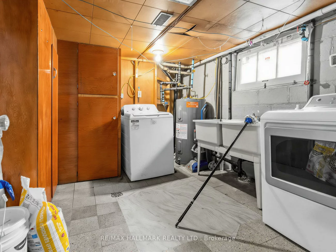 38, Ypres, Keelesdale-Eglinton West, Toronto