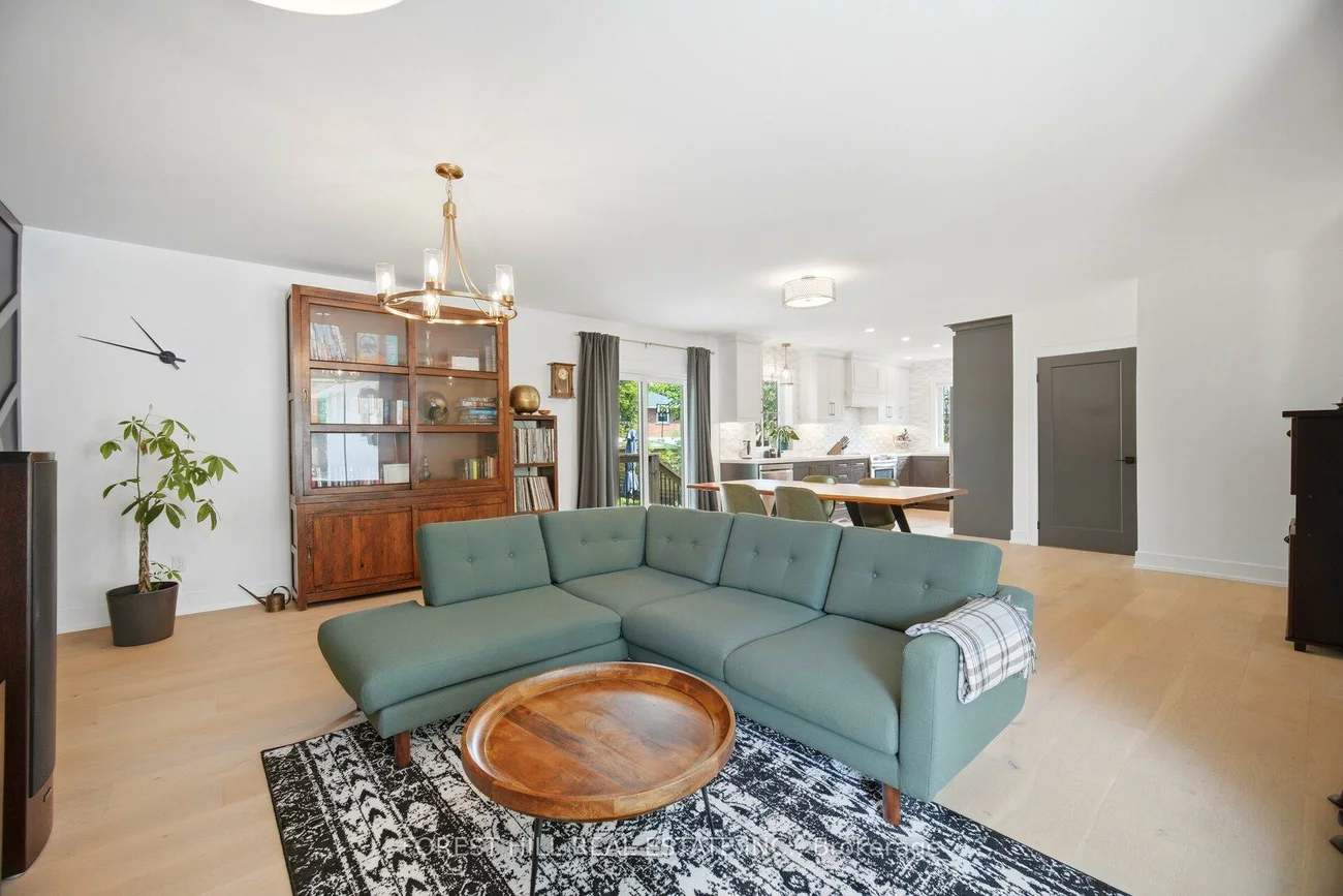 20, Silverhill, Islington-City Centre West, Toronto