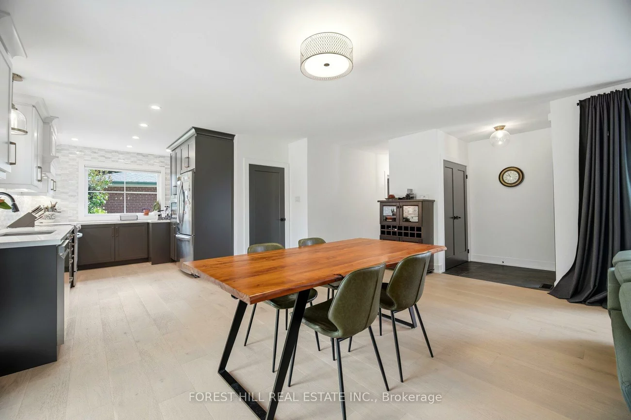 20, Silverhill, Islington-City Centre West, Toronto
