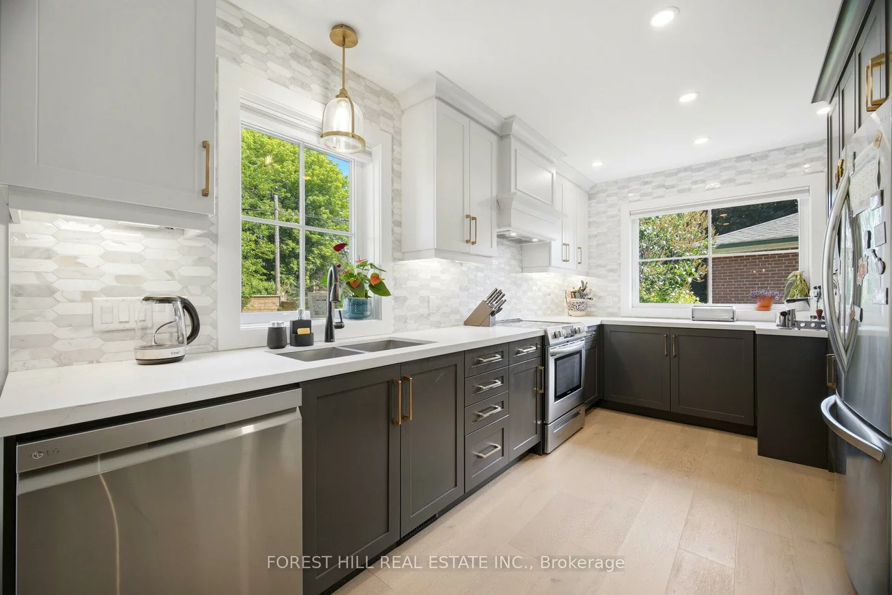 20, Silverhill, Islington-City Centre West, Toronto