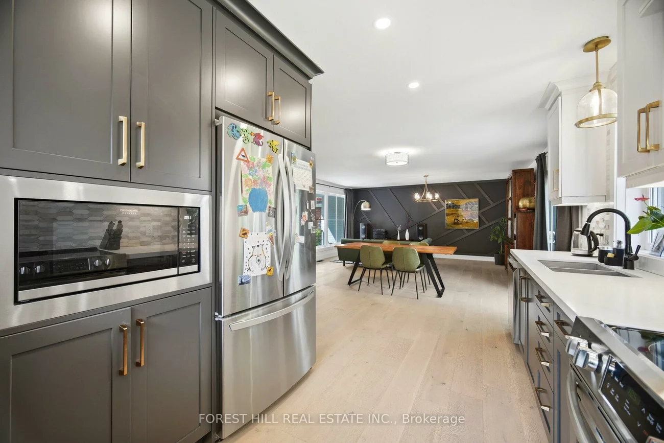 20, Silverhill, Islington-City Centre West, Toronto