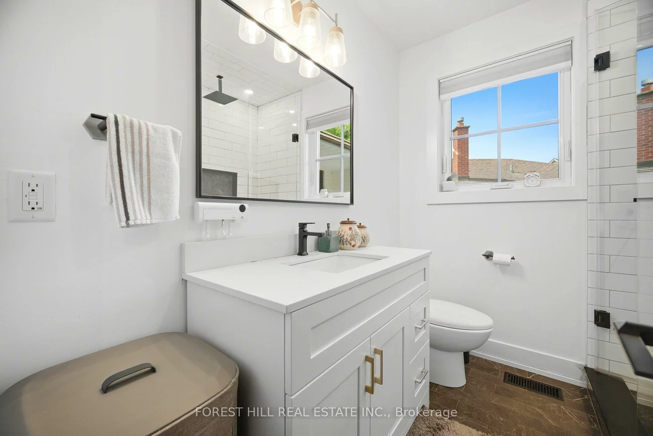 20, Silverhill, Islington-City Centre West, Toronto