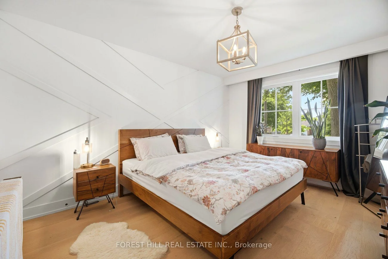 20, Silverhill, Islington-City Centre West, Toronto