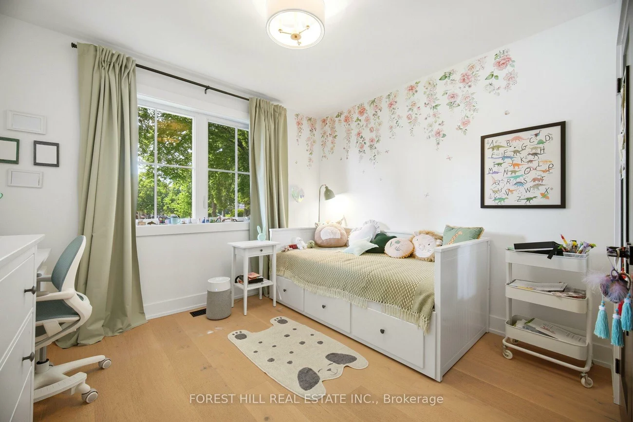 20, Silverhill, Islington-City Centre West, Toronto
