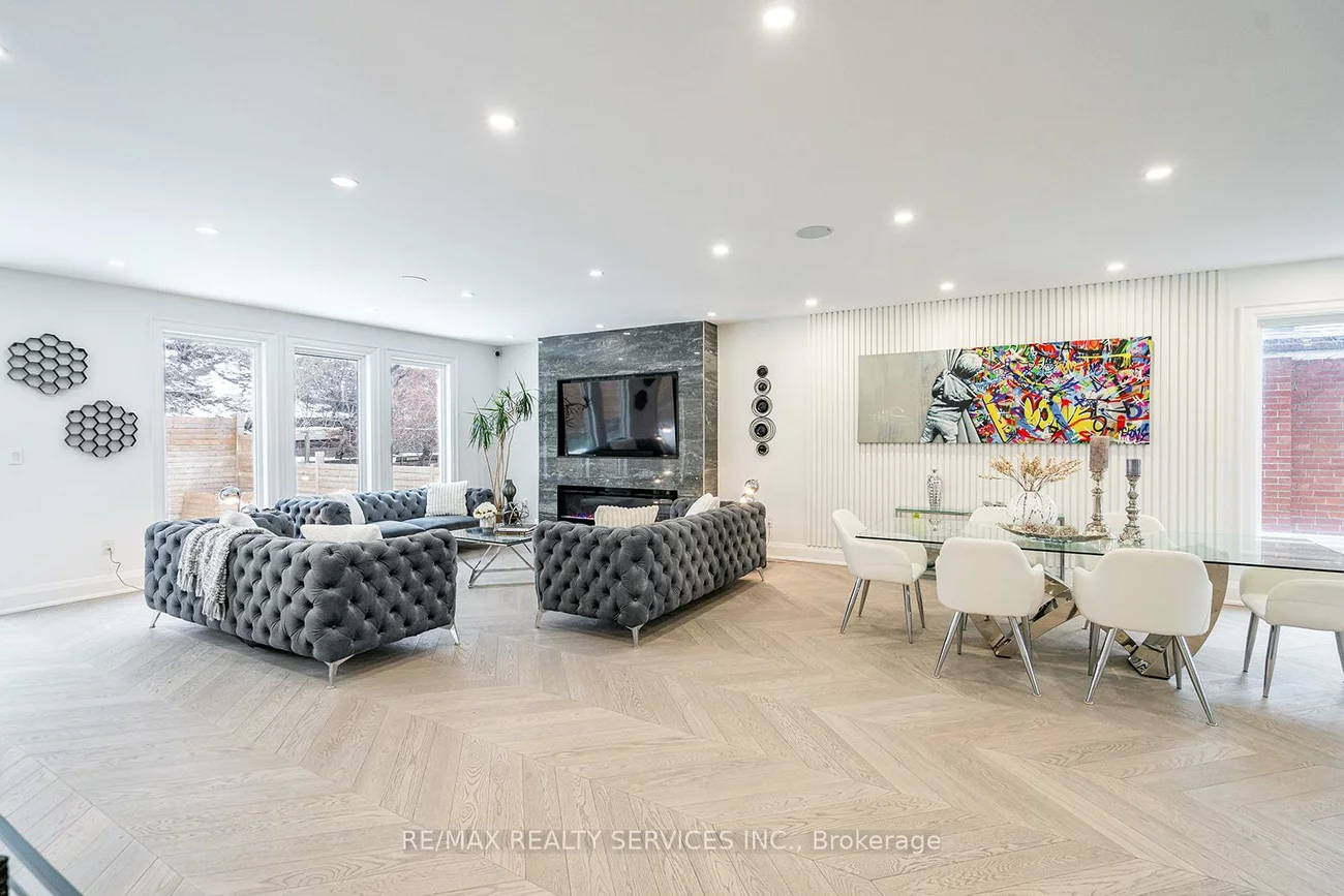 3, Bonnyview, Stonegate-Queensway, Toronto