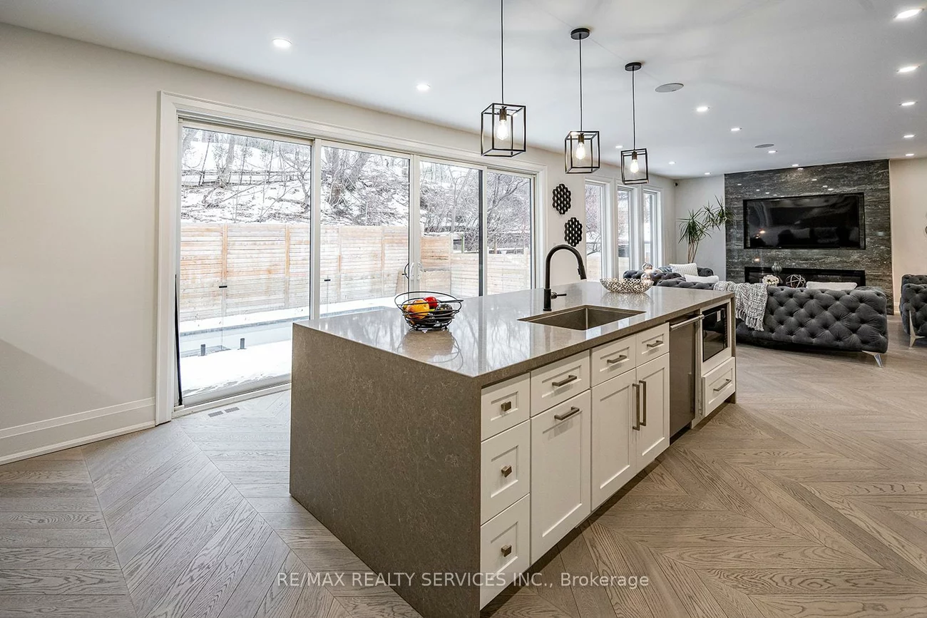 3, Bonnyview, Stonegate-Queensway, Toronto