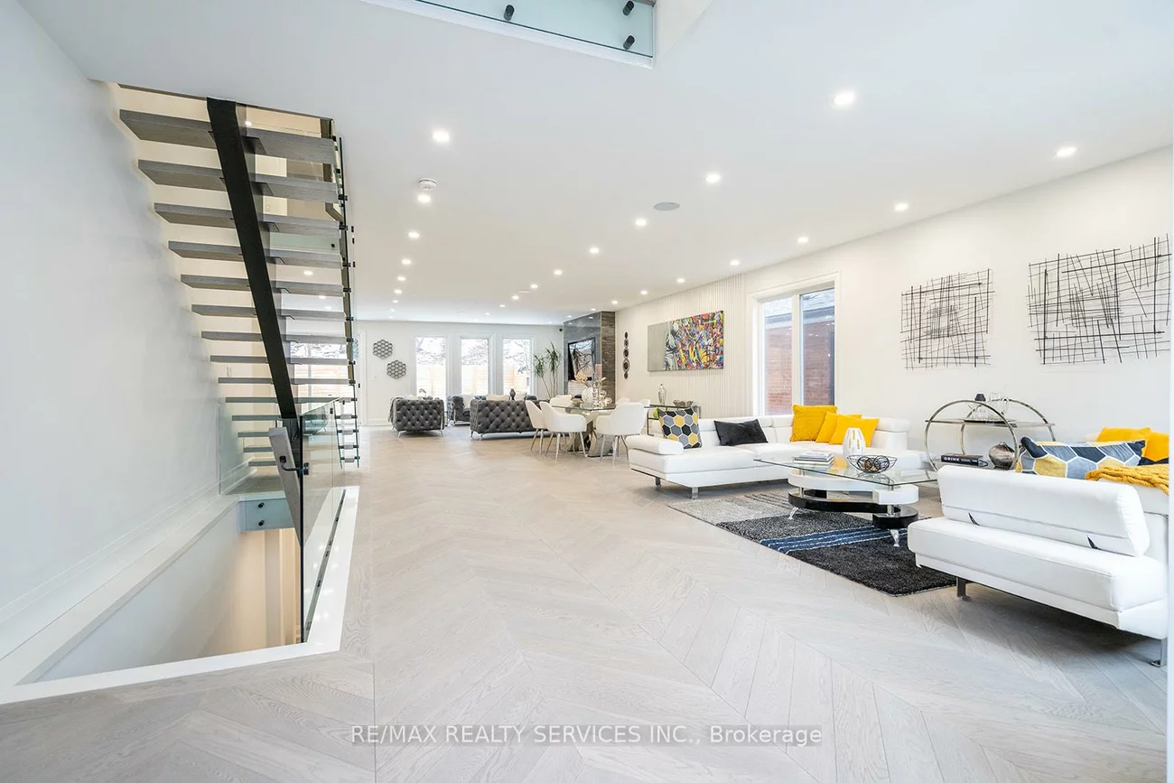 3, Bonnyview, Stonegate-Queensway, Toronto