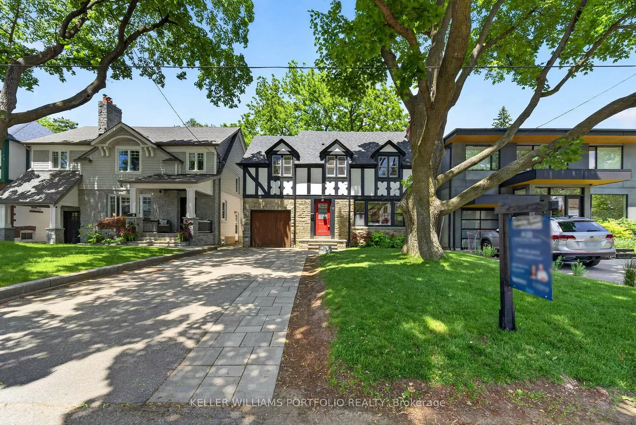12, Glenaden, Stonegate-Queensway, Toronto