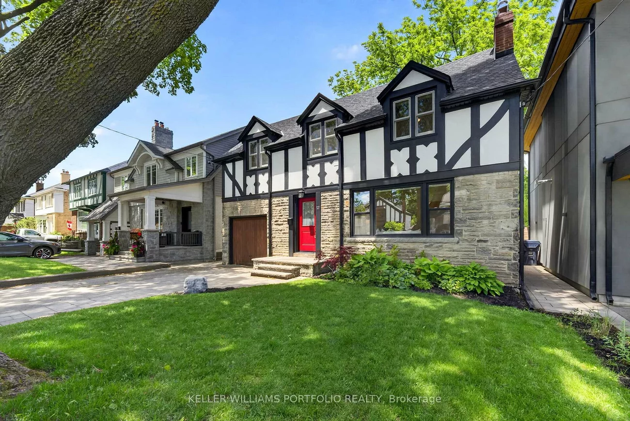 12, Glenaden, Stonegate-Queensway, Toronto