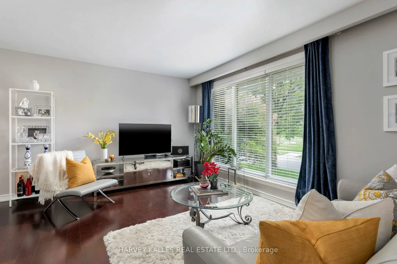 49, Learmont, Willowridge-Martingrove-Richview, Toronto