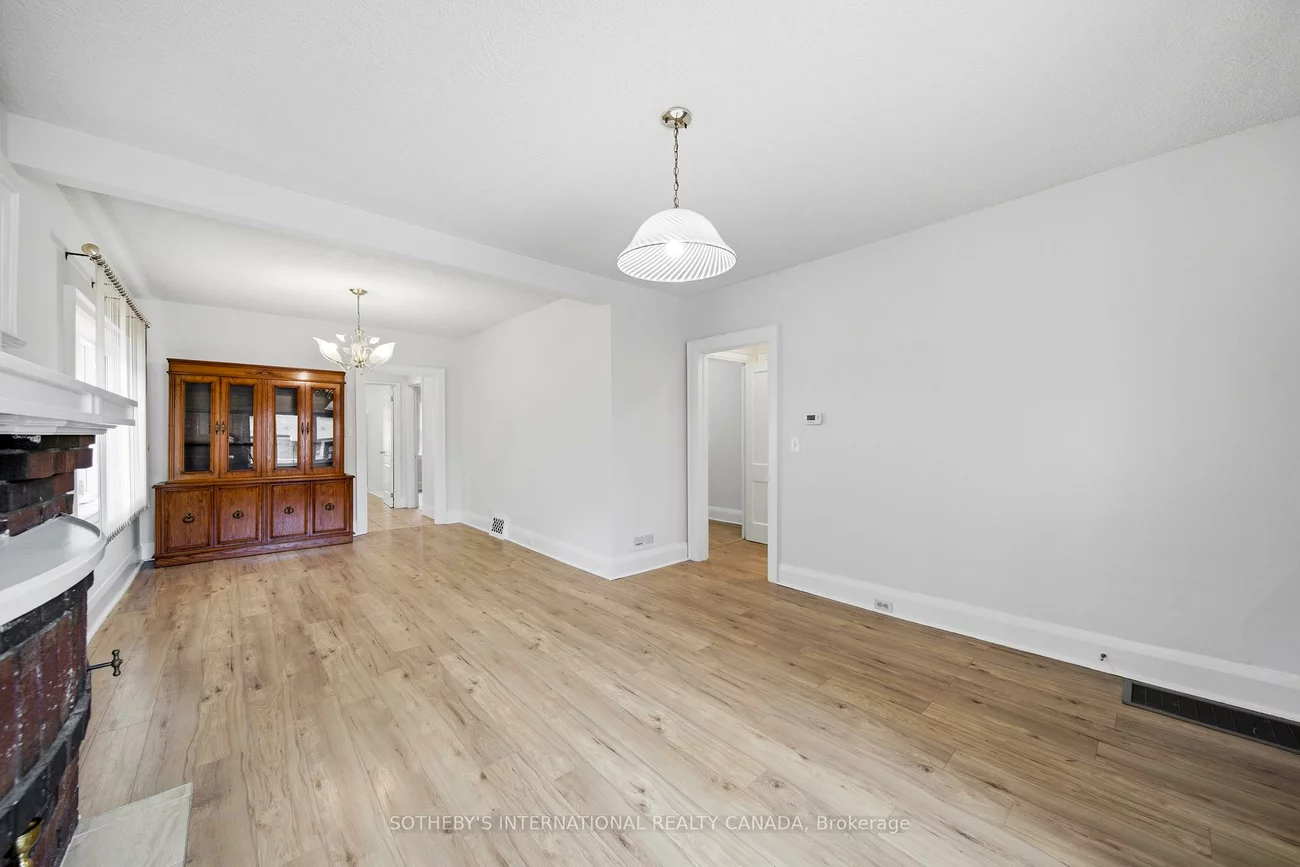 20, Bicknell, Keelesdale-Eglinton West, Toronto