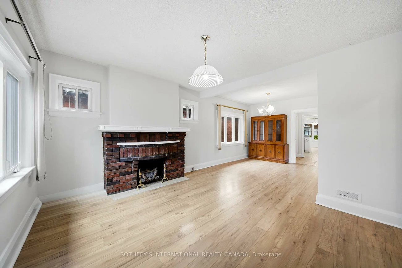 20, Bicknell, Keelesdale-Eglinton West, Toronto