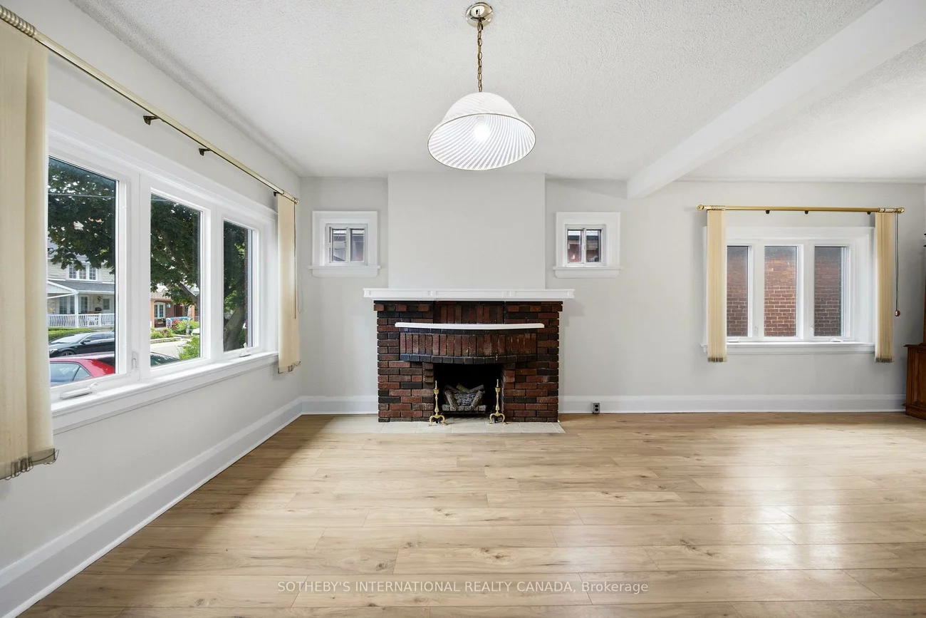 20, Bicknell, Keelesdale-Eglinton West, Toronto