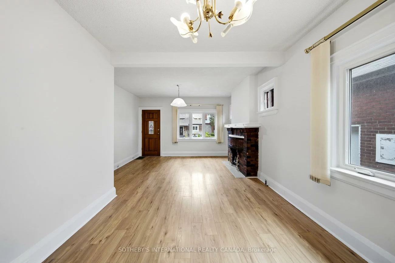 20, Bicknell, Keelesdale-Eglinton West, Toronto