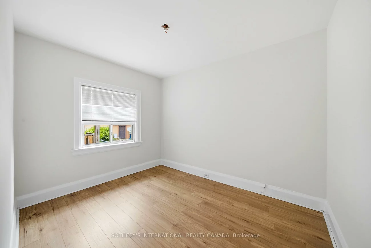 20, Bicknell, Keelesdale-Eglinton West, Toronto