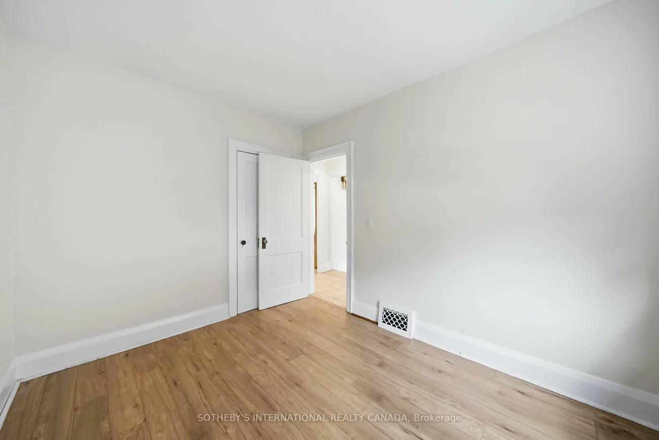 20, Bicknell, Keelesdale-Eglinton West, Toronto