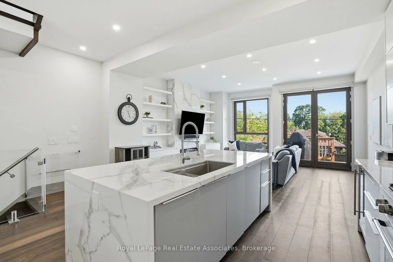 357B, Melrose, Mimico, Toronto
