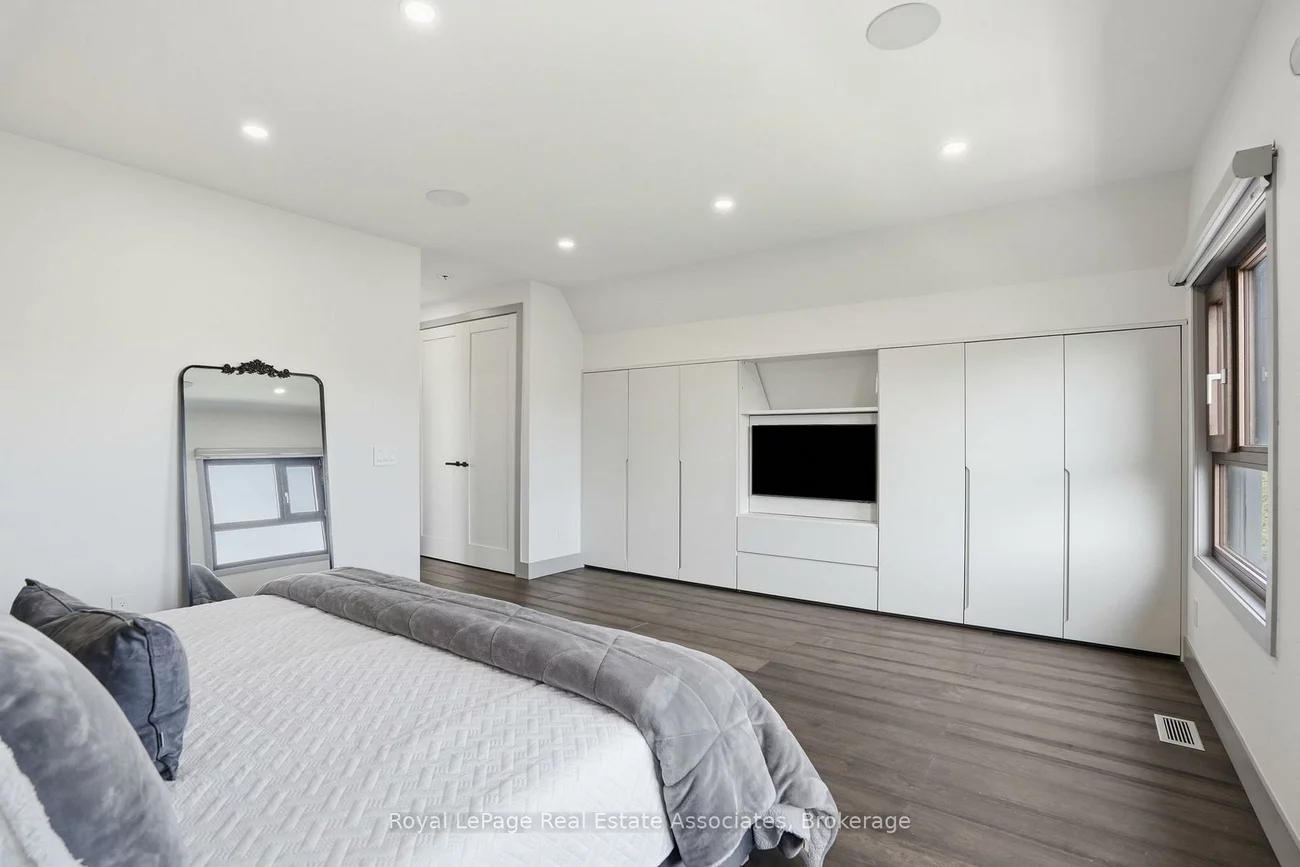 357B, Melrose, Mimico, Toronto
