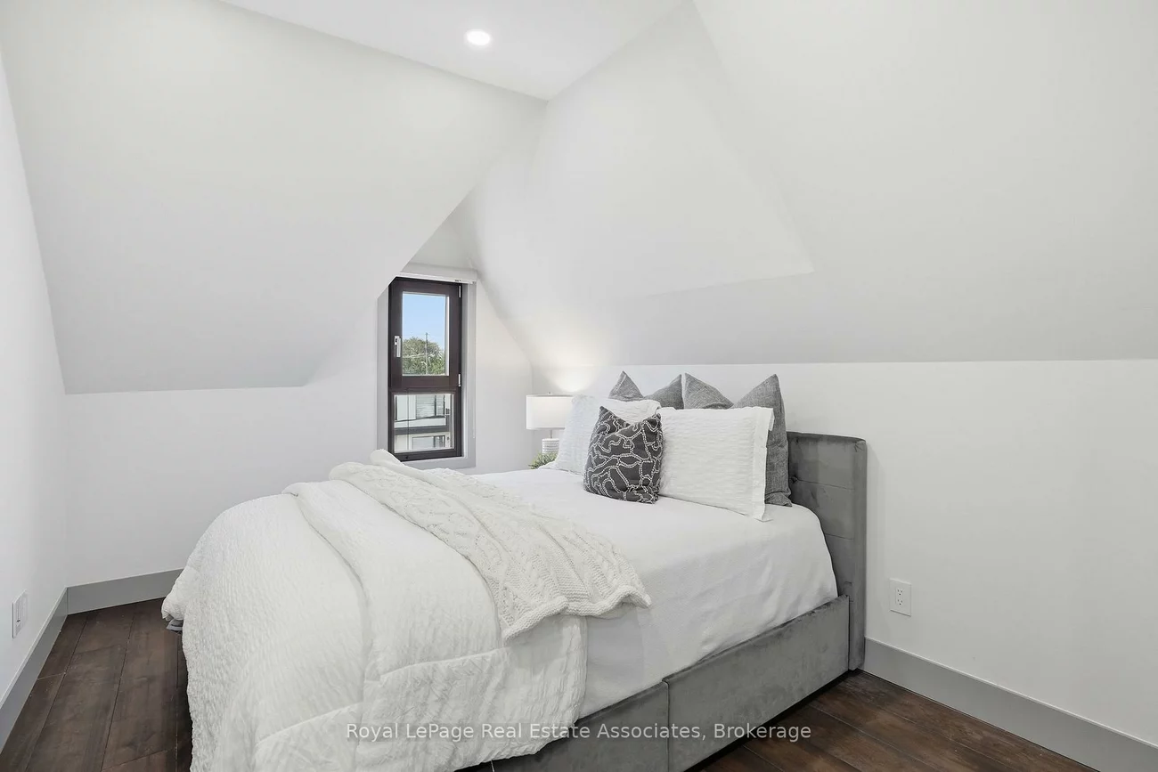 357B, Melrose, Mimico, Toronto