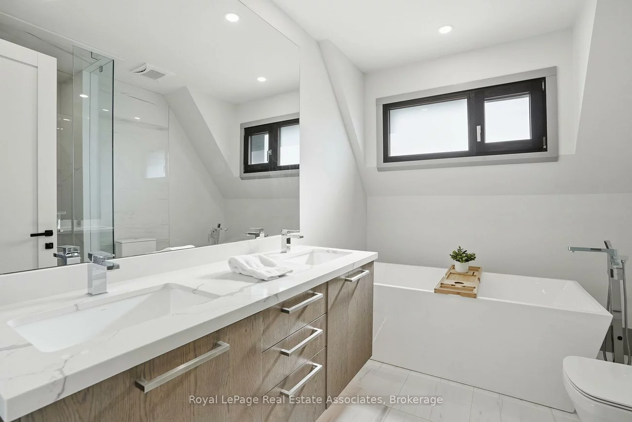 357B, Melrose, Mimico, Toronto